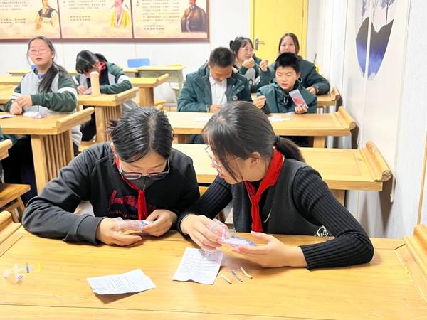 社团展风采 (8) 社团展风采 (8)